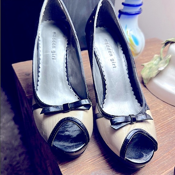 Women's Steve Madden Women's Y2K Heeled Open Toe Sandal Size 7.5 - Picture 2 of 5